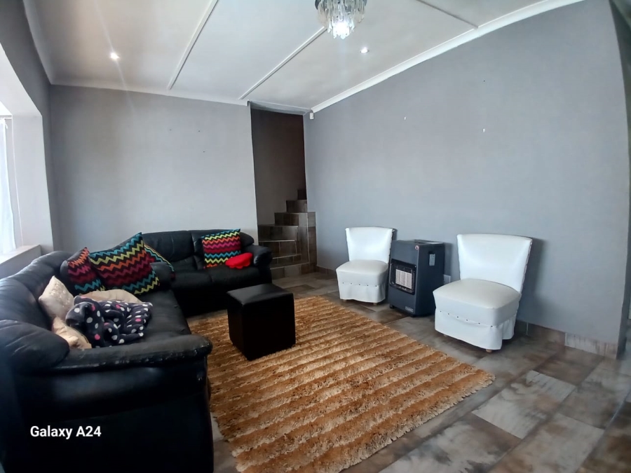 4 Bedroom Property for Sale in Amalinda Eastern Cape